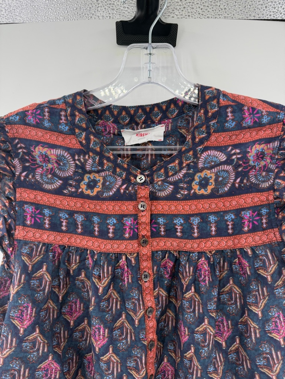XiRENA Navy and Pink Printed Flutter Sleeve Blouse - Picture 3 of 6